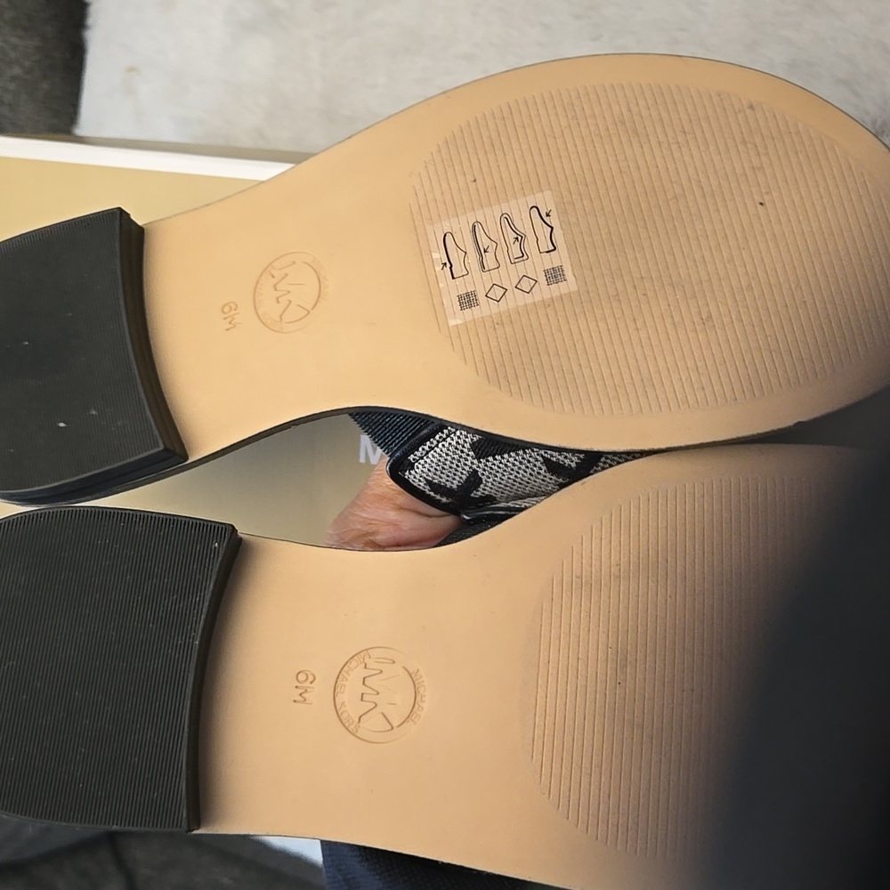 Michael Kors Black and White Logo Slide Sandals - Picture 3 of 3